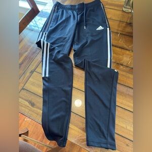 Adidas XS women’s pants with zip leg